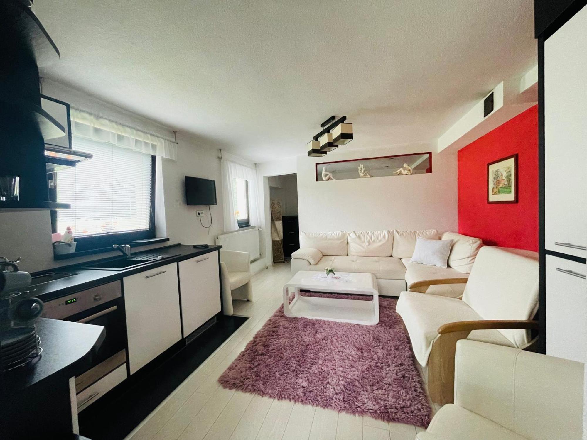 Apartmany Pod Troma Korunami Červený Kláštor Exteriér fotografie